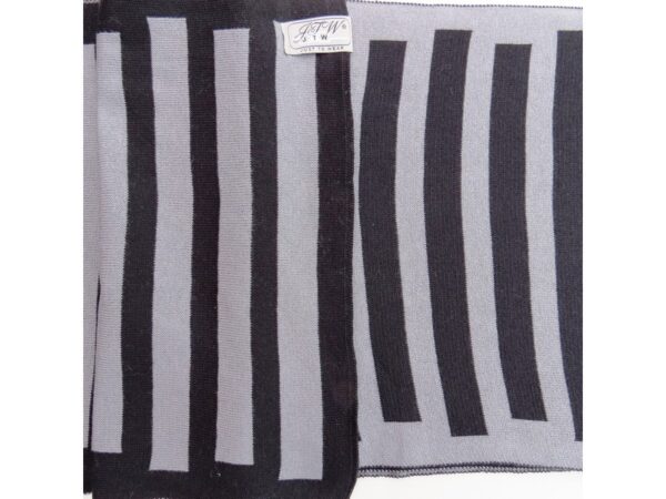 sjaal-stam-zwart-grijs-detail